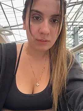 Stripchat Live Sex of sarah_honey__