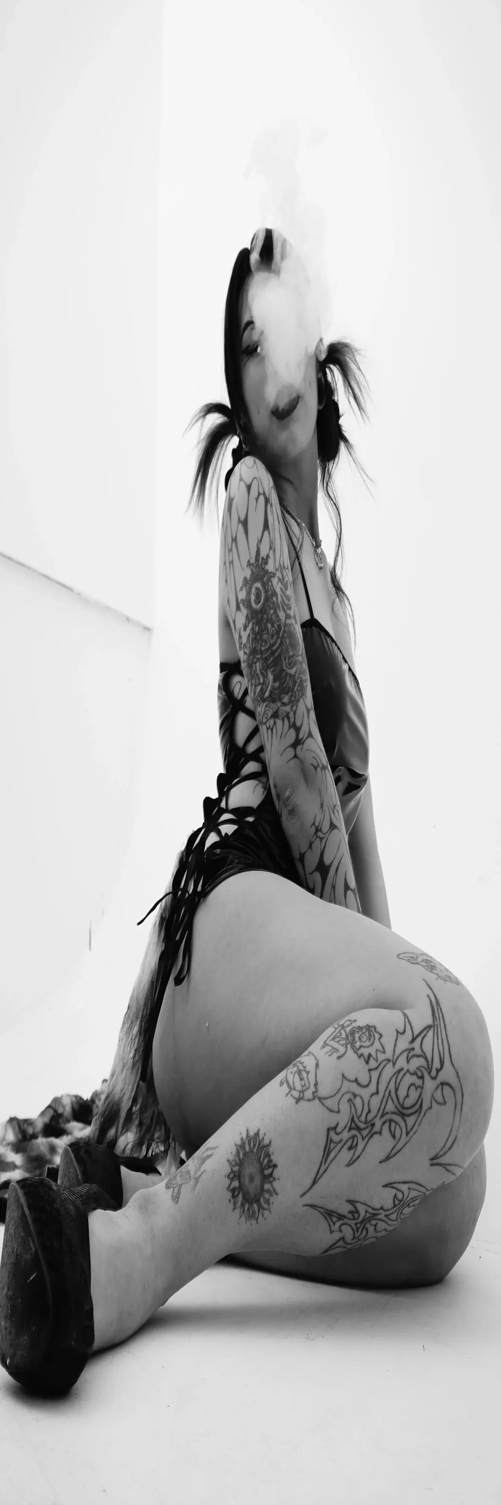 mia_devine_