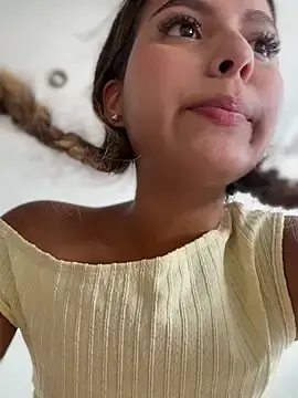 Stripchat Adult Video Chat of Valeria-escobar