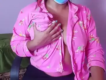 Stripchat Live Sex Cam of SL_queen1