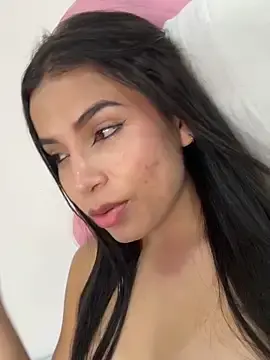 Stripchat Live Sex Cam of Tiphani_walker_