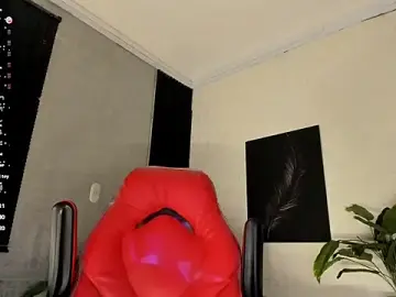 Stripchat Live Porn of DannSmmith