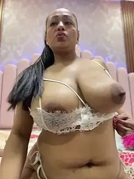 Stripchat Free Porn Cam of sofia_xxx02