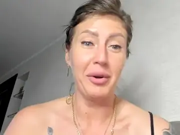 Stripchat Adult Webcam of Avtosluts777
