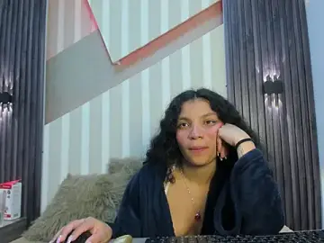 Stripchat Free Live Porn of LittleeStar