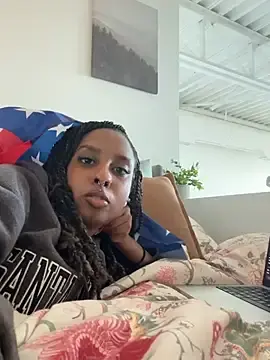 Stripchat Free Porn Cam of Your_Paris