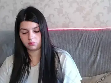 Stripchat Sex Cam of KisaModel