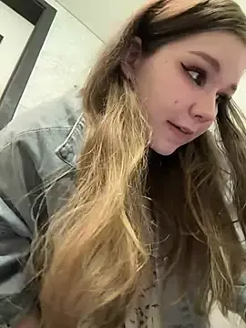 Stripchat Live Porn of PumaShyXD