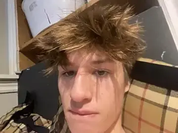 Stripchat Sex Chat of yourwhiteboy1