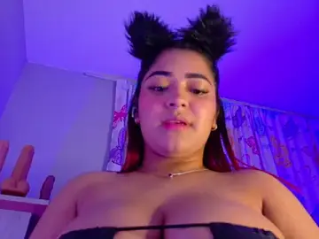 Stripchat Live Porn of NicolleTaylor