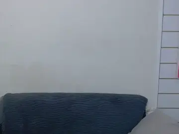 Stripchat Watch Live Sex Cams of CuteHoney92