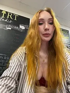 Stripchat Watch Live Sex Cams of MayaSolar