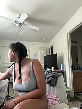 Stripchat Free Live Porn of AshleyLoveee