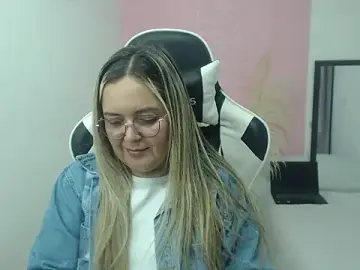 Stripchat Live Sex of samy_vsn