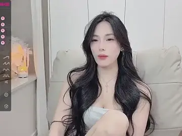 Stripchat Live Sex Cam of uuxiaocai