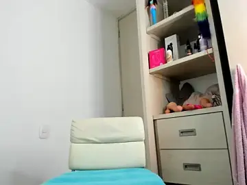 Stripchat Live Porn of shantallhotxx