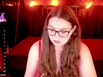 Stripchat Live Sex Cam of LuxSopphia
