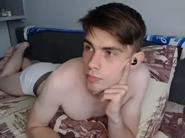 Stripchat Sex Cam of Student_Oliver