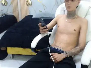 Stripchat Best Webcam of benjamin_anthony
