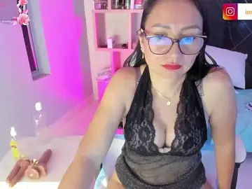 Stripchat Free Porn Cam of Imaray_1_