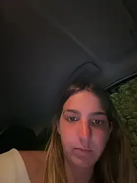 Stripchat Free Porn Cam of DoriDelux66