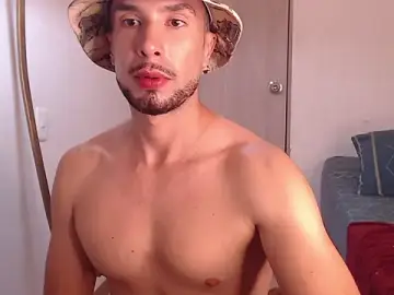 Stripchat Sex Cam of SebastianNoir