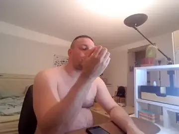 Stripchat Live Porn of MilitaireDom