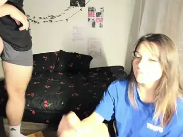 Stripchat Watch Live Sex Cams of MashkaRay