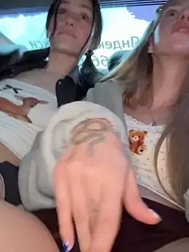 Stripchat Best Webcam of kira_mia