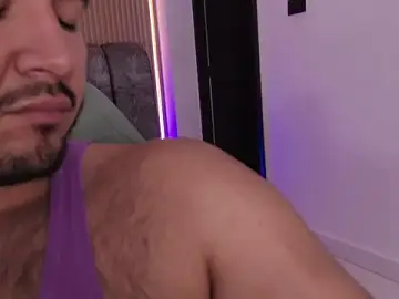 Stripchat Nude Webcam of mister_miike