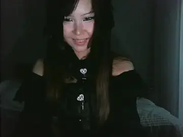 Stripchat Free Porn Cam of MiaSavageQueen