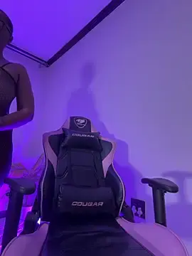Stripchat Live Sex Cam of Neelo-Smith