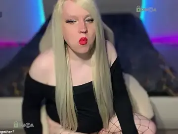 Stripchat Live Sex Cam of camsmiley