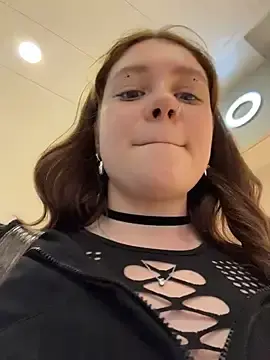 Stripchat Sex Cam of lucy-joy