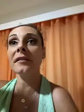 Stripchat Free Live Porn of therealbeverlycious