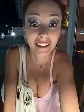 Stripchat Best live sex cam show of therealbeverlycious
