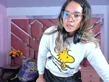 Stripchat Watch Live Sex Cams of Olivia_Fox69