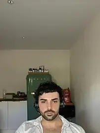 Stripchat Watch Live Sex Cams of eauminerale