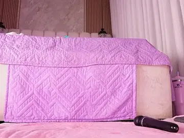 Stripchat Free Porn Cam of emyli_sw_