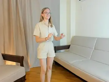 Stripchat Nude Webcam of FemMantis