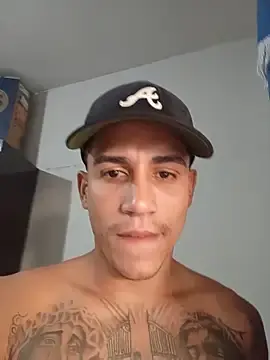 Stripchat Nude Webcam of gui_carioca7