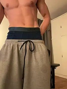 Stripchat Adult Webcam of SasukeUhchiaa