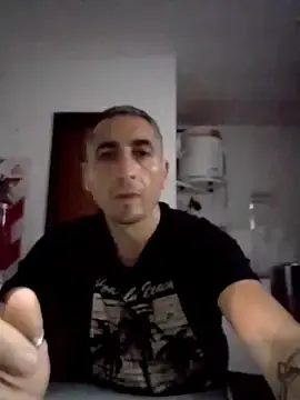 Stripchat Watch Live Sex Cams of Alejandro83bsf