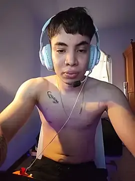 Stripchat Adult Webcam of Santrisantry
