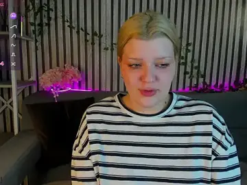 Stripchat Free Live Porn of Michele_Greenn