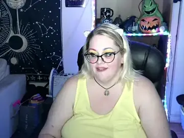 Stripchat Live Sex Cam of Kinky_Witch