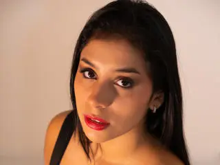 Xlovecam Adult Webcam of MelodyRoss