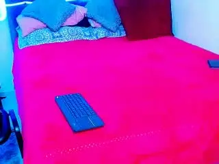 Xlovecam Sex Cam of EmelySofia