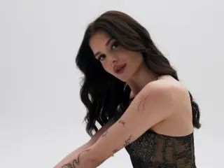 Xlovecam Watch Live Sex Cams of LuisaClover
