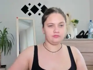 Xlovecam Private Sex Chat of Madrinia